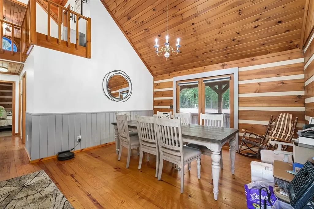 385 Paul Reecer Road Moss TN 38575