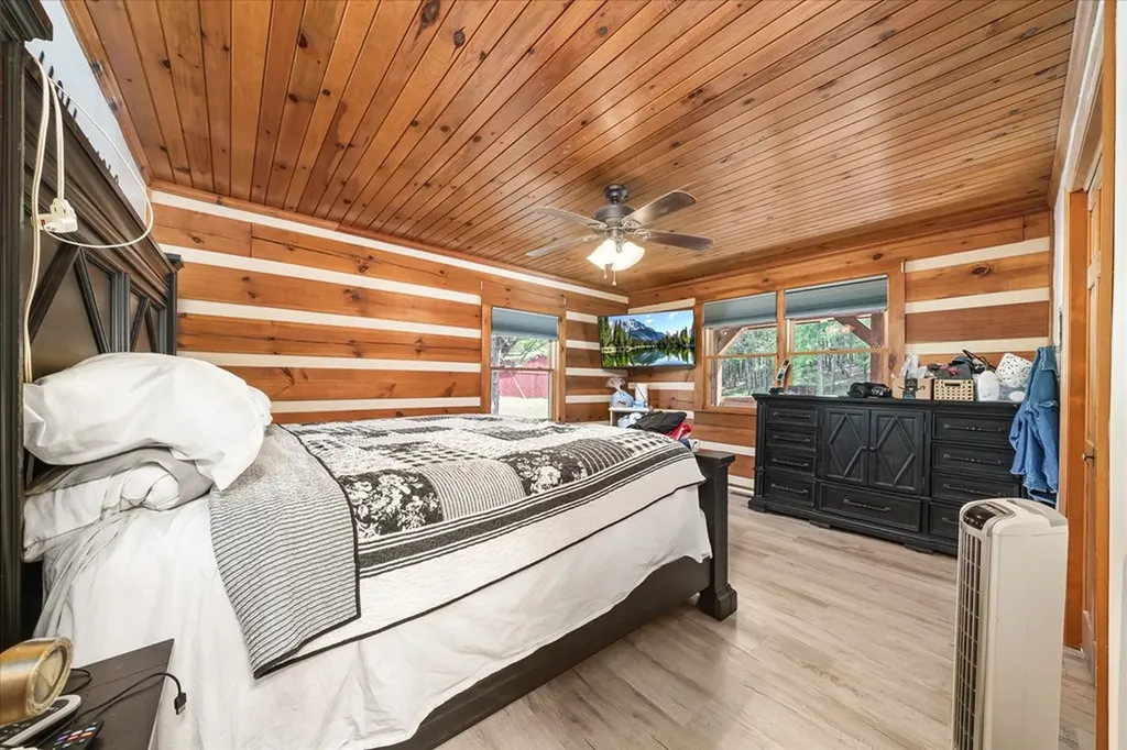 385 Paul Reecer Road Moss TN 38575