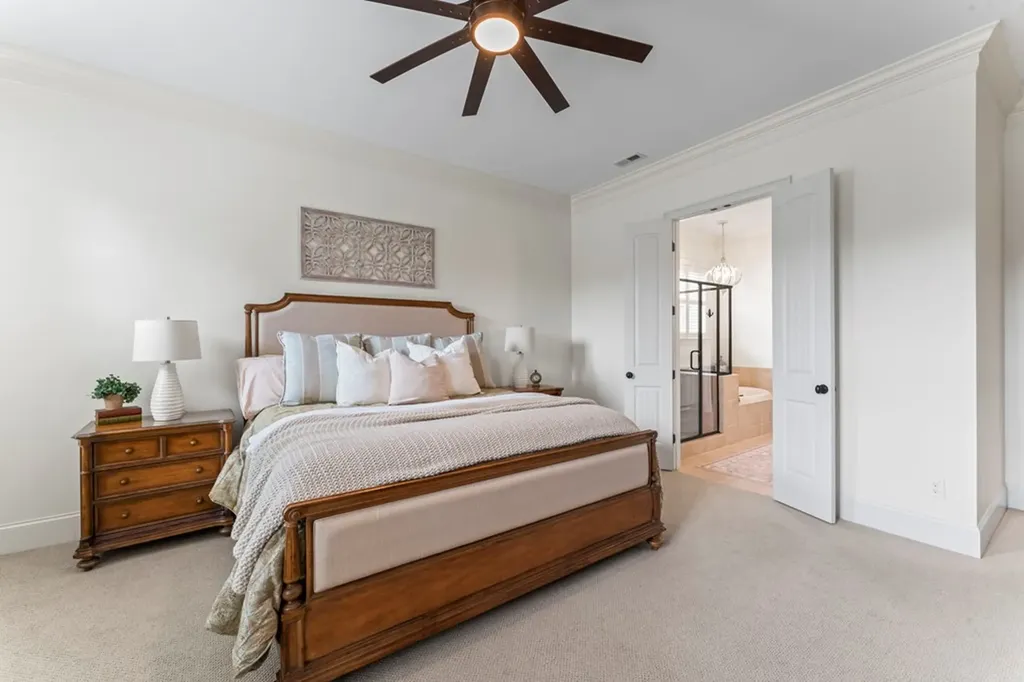 1694 Noah Lane Gallatin TN 37066