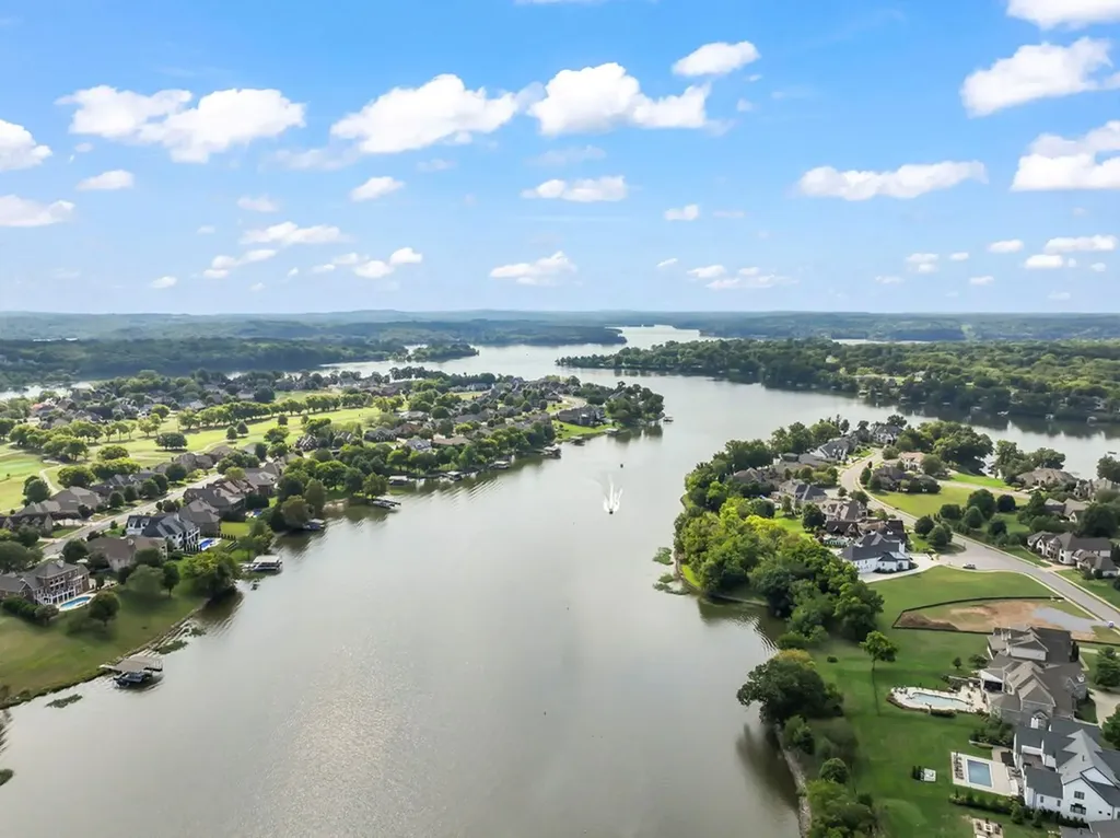 1694 Noah Lane Gallatin TN 37066