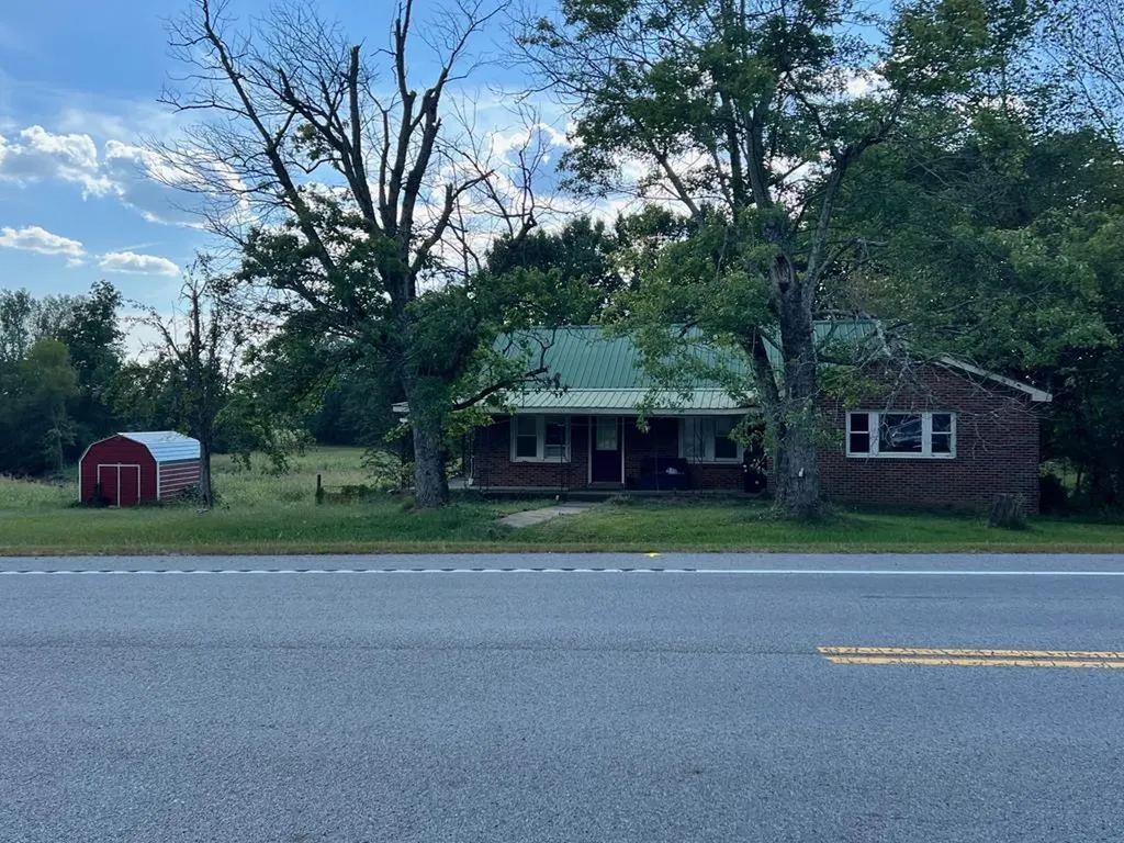 4000 Gainesboro Grade Cookeville TN 38501