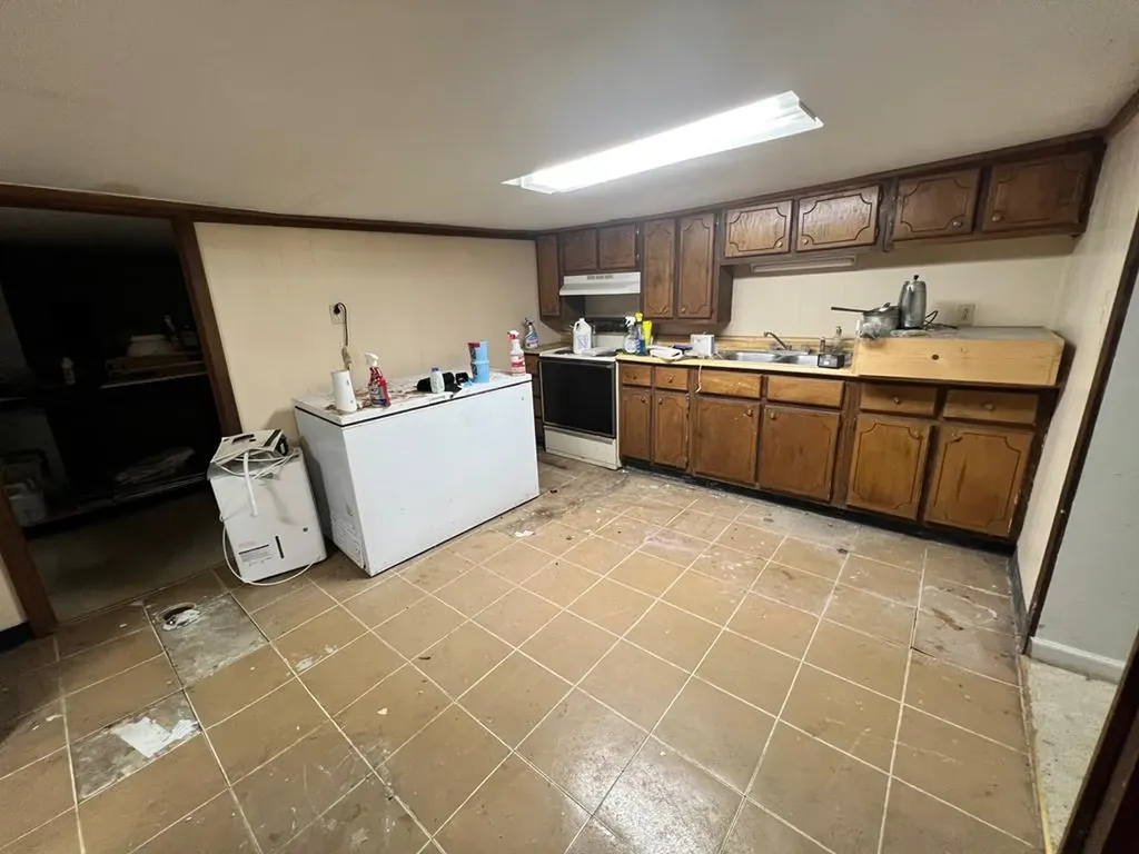 4000 Gainesboro Grade Cookeville TN 38501