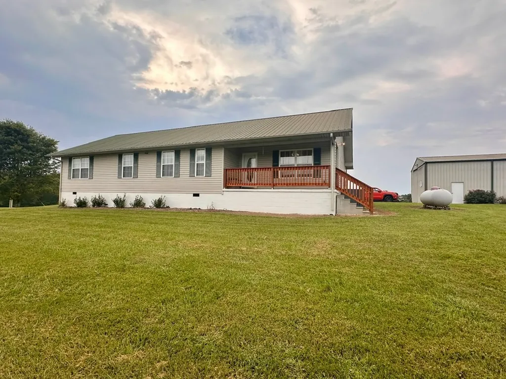 12343 Griffith Road Pikeville TN 37367