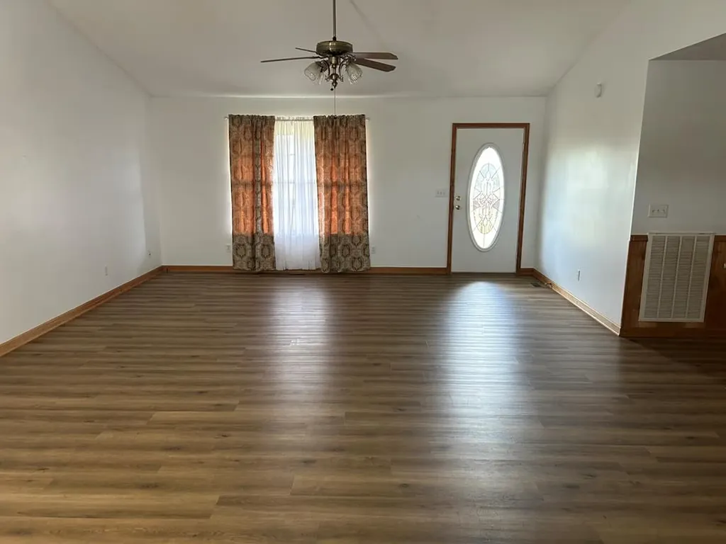 12343 Griffith Road Pikeville TN 37367