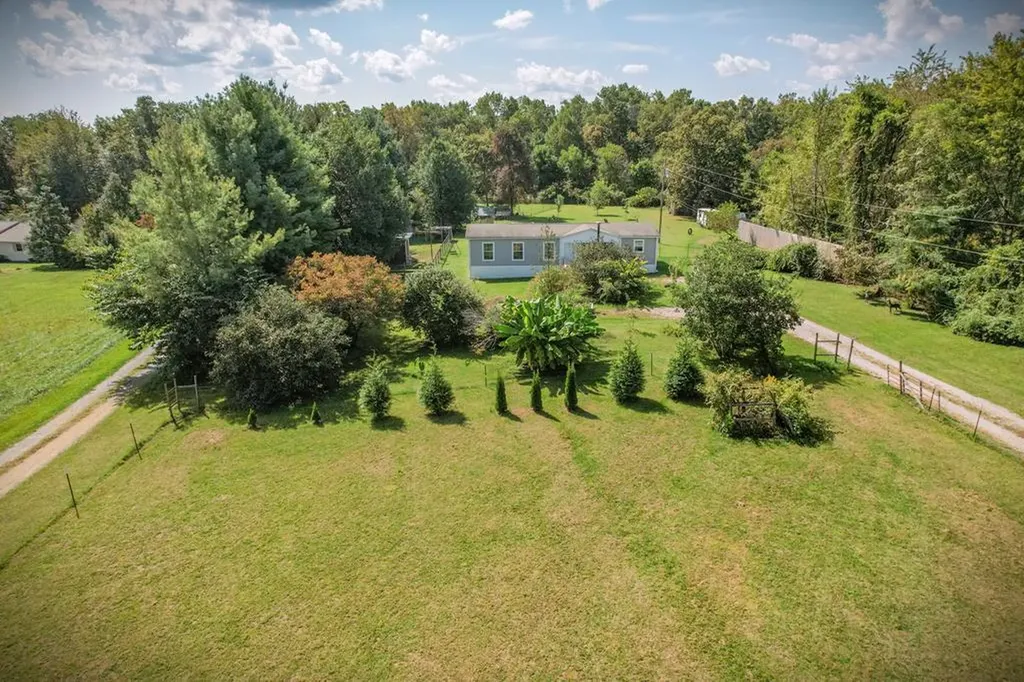 7055 Plateau Road Crossville TN 38571