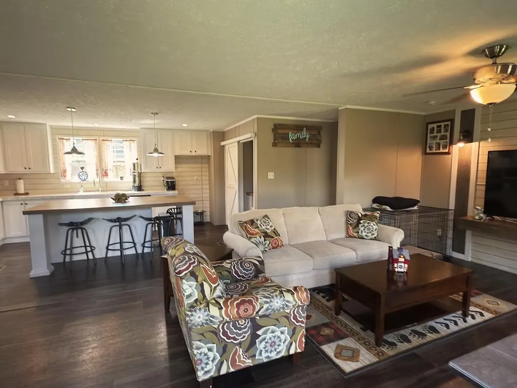 7055 Plateau Road Crossville TN 38571