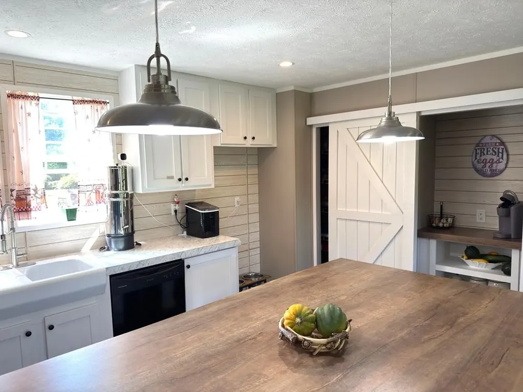 7055 Plateau Road Crossville TN 38571