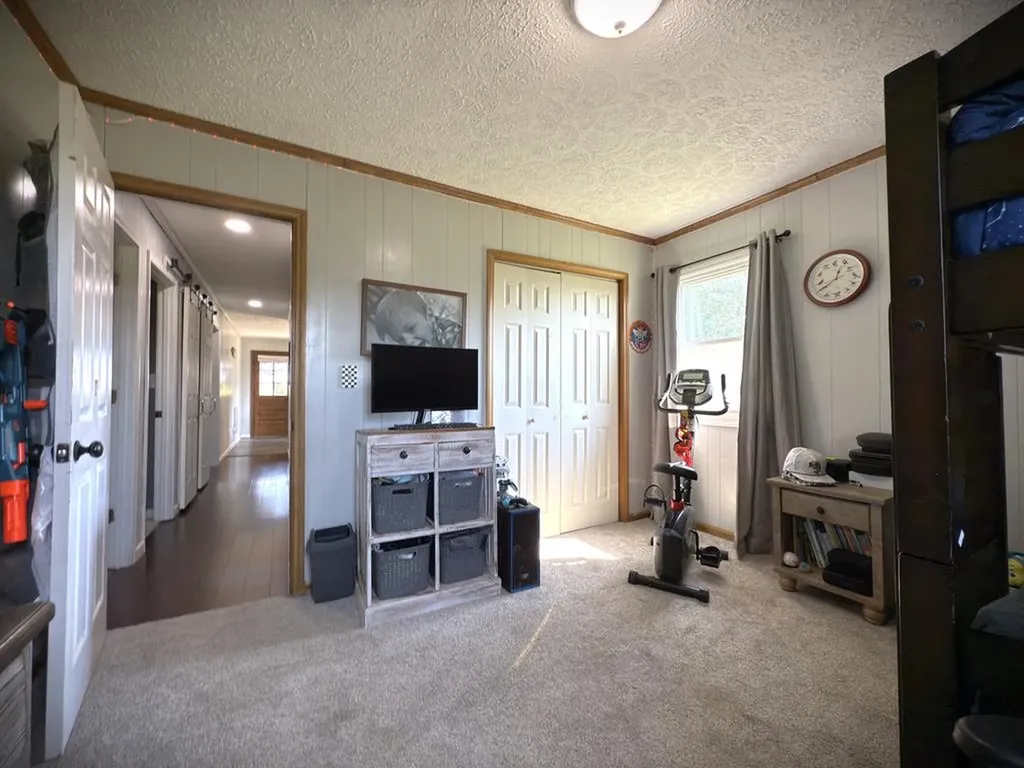 166 Gray Lane Allons TN 38541