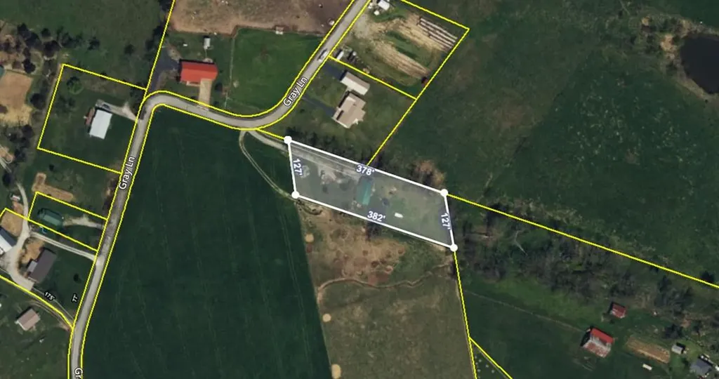 166 Gray Lane Allons TN 38541