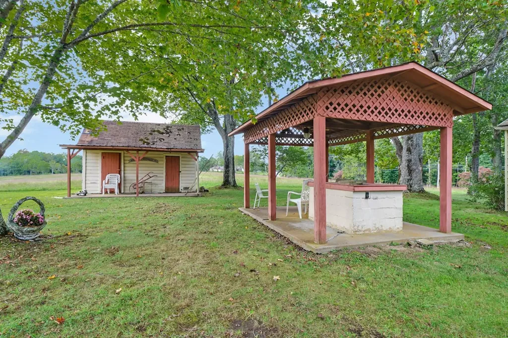 1386 Pigeon Ridge Road Crossville TN 38555