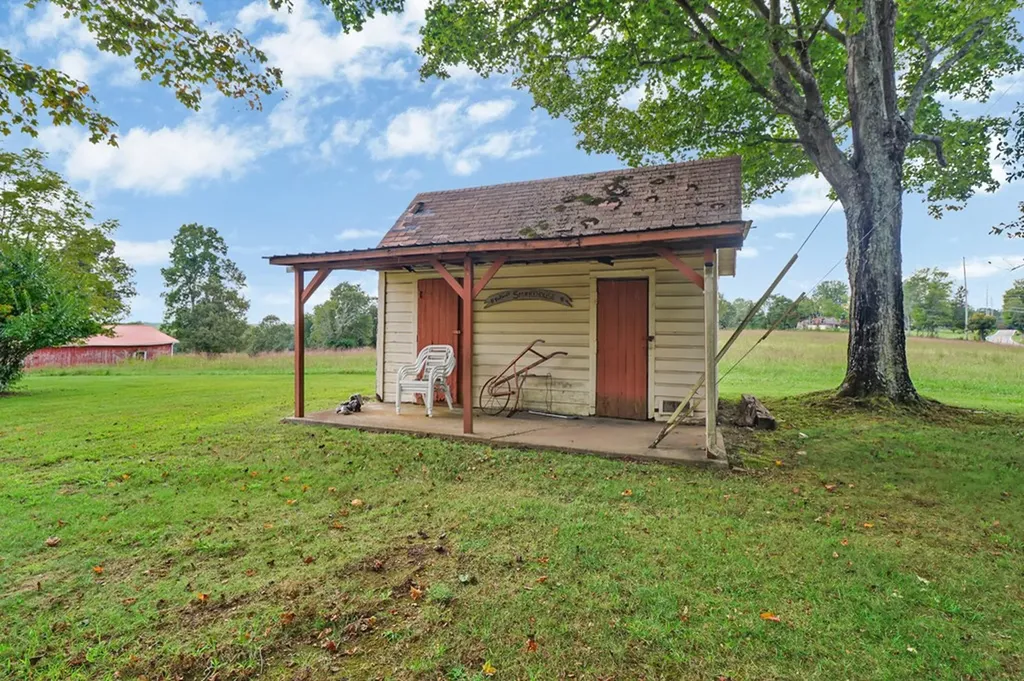 1386 Pigeon Ridge Road Crossville TN 38555