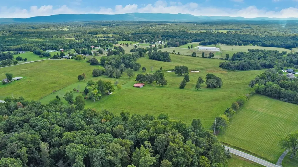 1386 Pigeon Ridge Road Crossville TN 38555