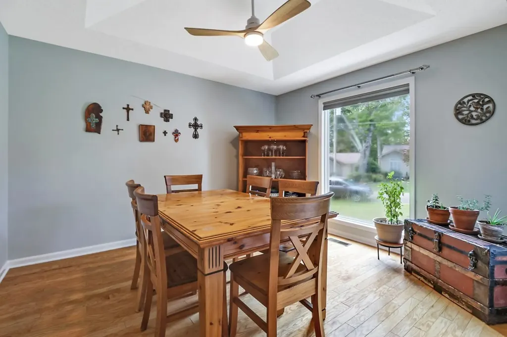 19 Trafalgar Lane Crossville TN 38558