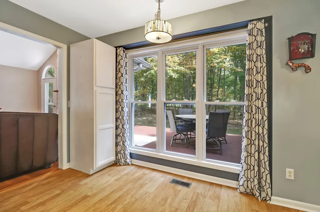 19 Trafalgar Lane Crossville TN 38558