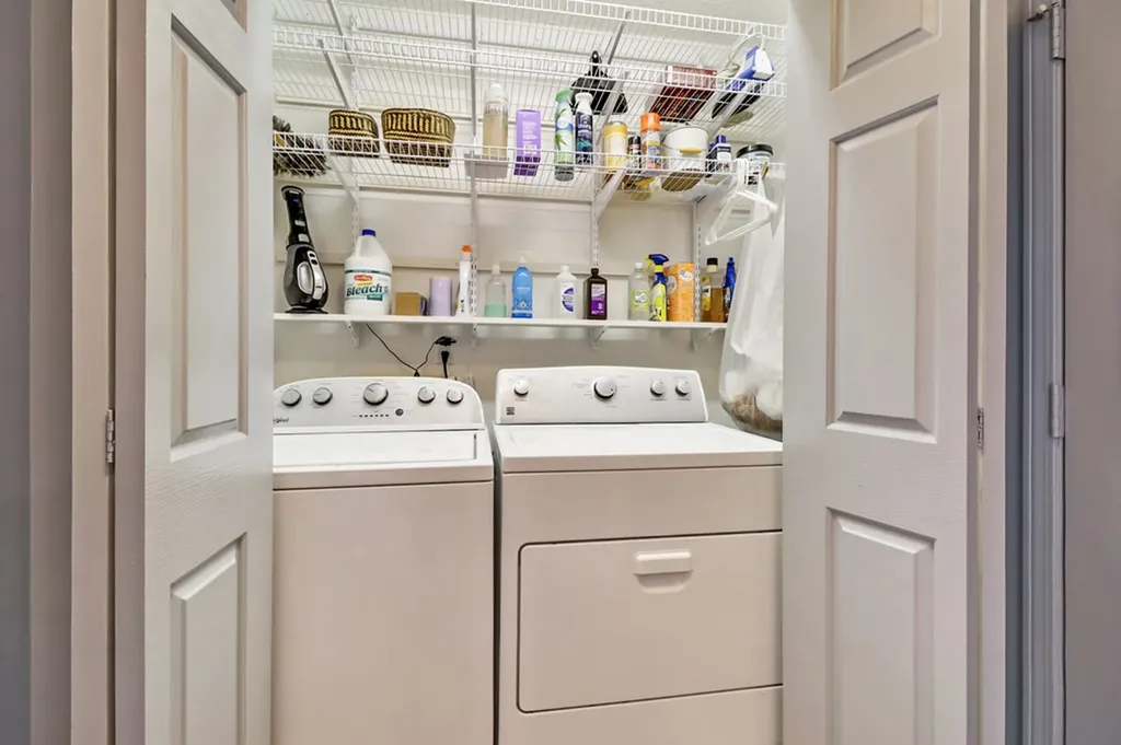 19 Trafalgar Lane Crossville TN 38558