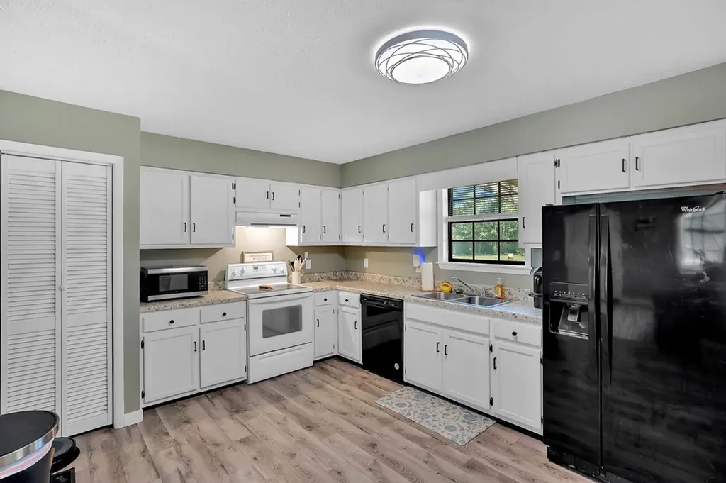 4763 Cumby Road Cookeville TN 38501