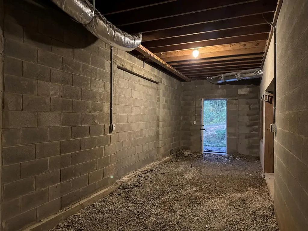 731 New Hope Road Hilham TN 38568