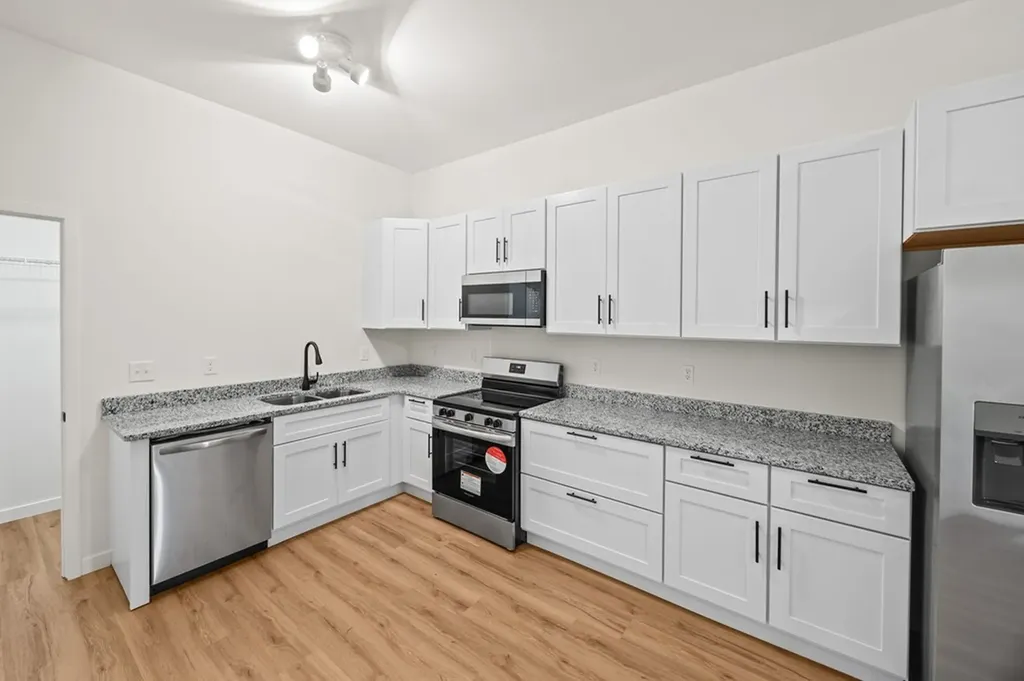 731 New Hope Road Hilham TN 38568