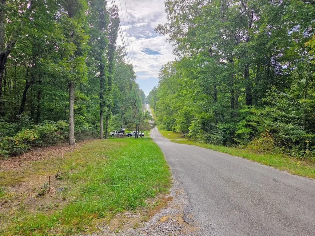 1100 Gray Fox Drive Crossville TN 38571