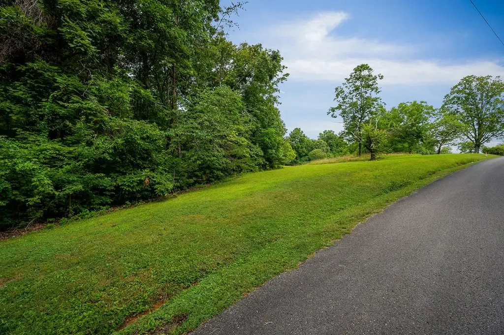 1149 Camp Overton Rock Island TN 38581