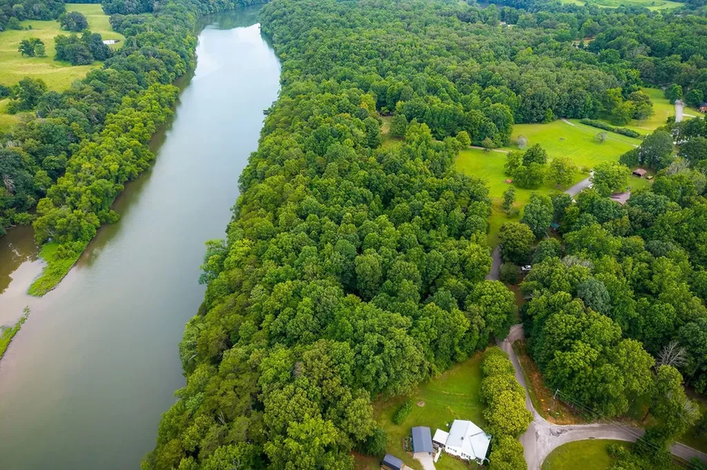 1149 Camp Overton Rock Island TN 38581