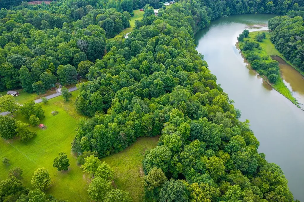 1149 Camp Overton Road Rock Island TN 38581
