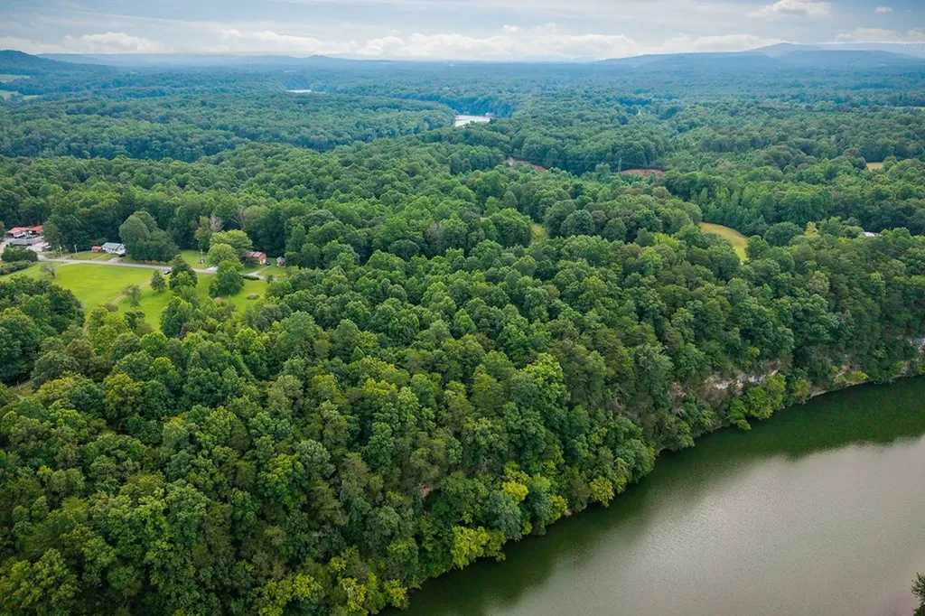 1149 Camp Overton Rock Island TN 38581