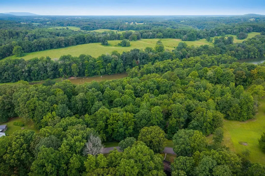 1149 Camp Overton Rock Island TN 38581