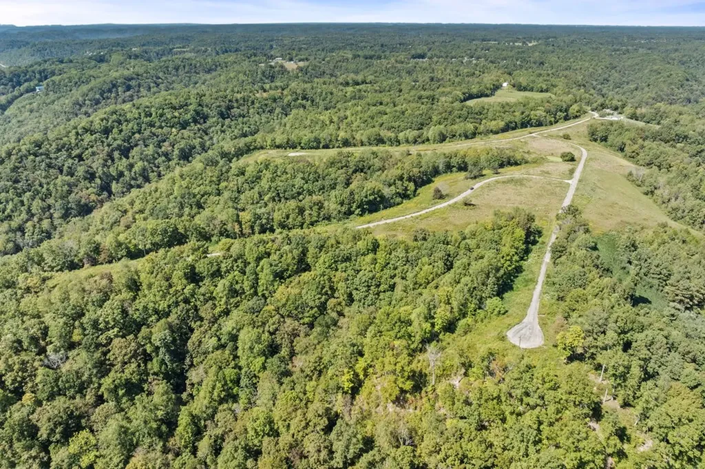 Lot 27 Eli Lane Baxter TN 38544