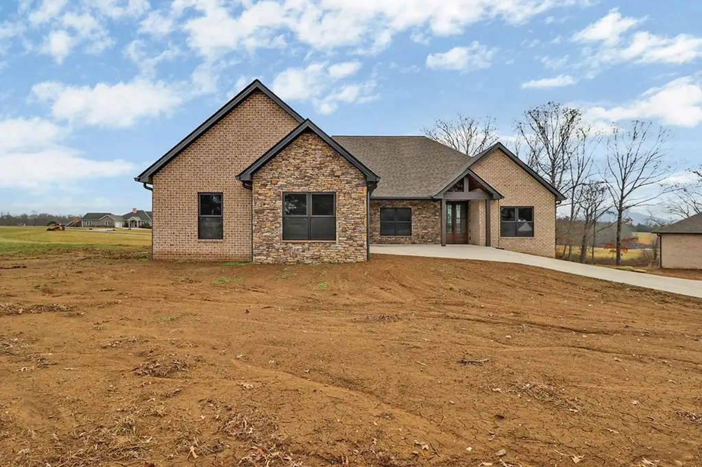 5843 Dunbar Road Crossville TN 38572