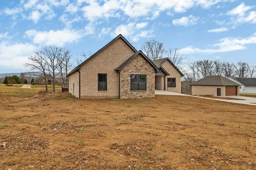 5843 Dunbar Road Crossville TN 38572