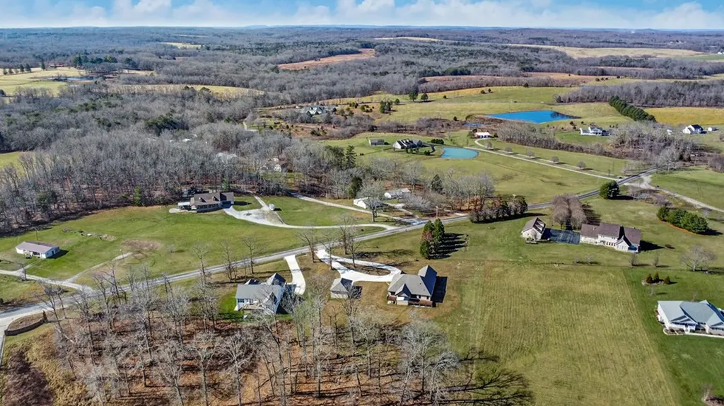 5843 Dunbar Road Crossville TN 38572