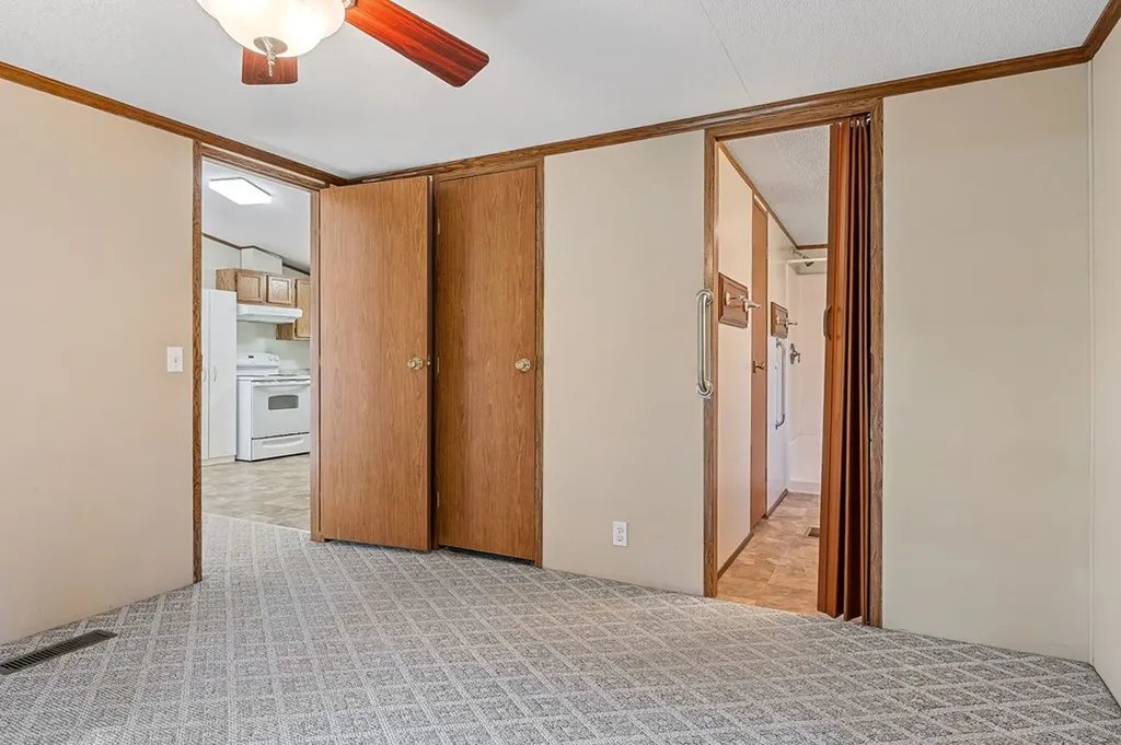 370 Jay Hutchings Road Sparta TN 38583