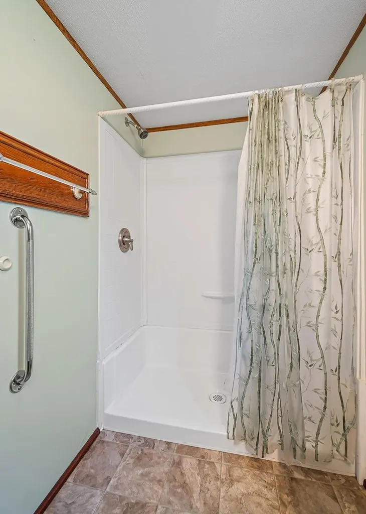 370 Jay Hutchings Road Sparta TN 38583