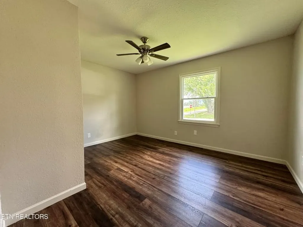 318 Sadie Street Jamestown TN 38556-3834