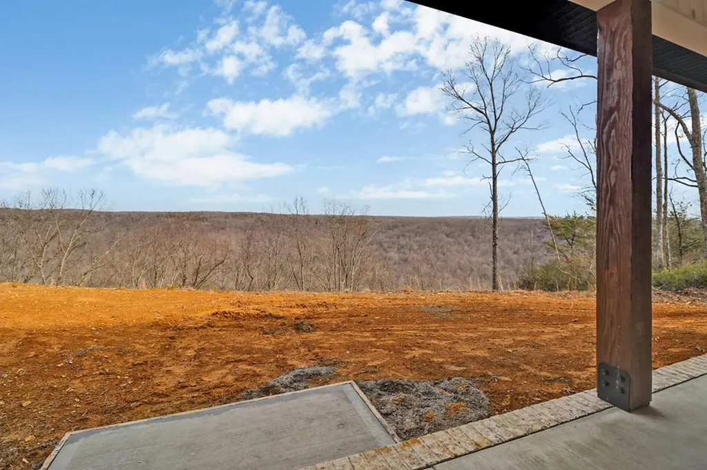 1015 Eastridge Pass Monterey TN 38574