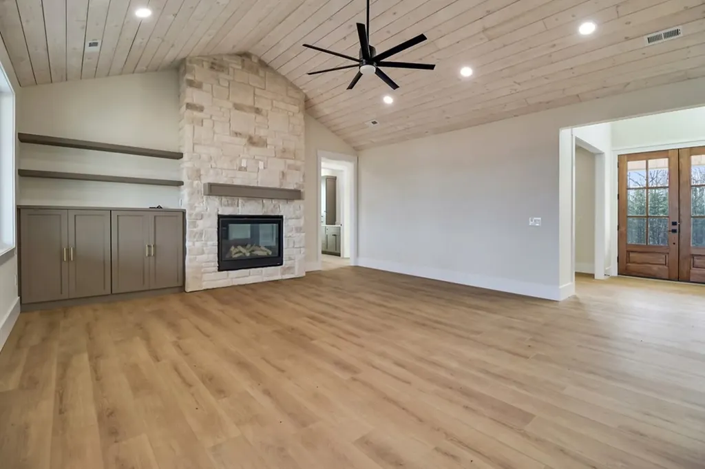 1015 Eastridge Pass Monterey TN 38574