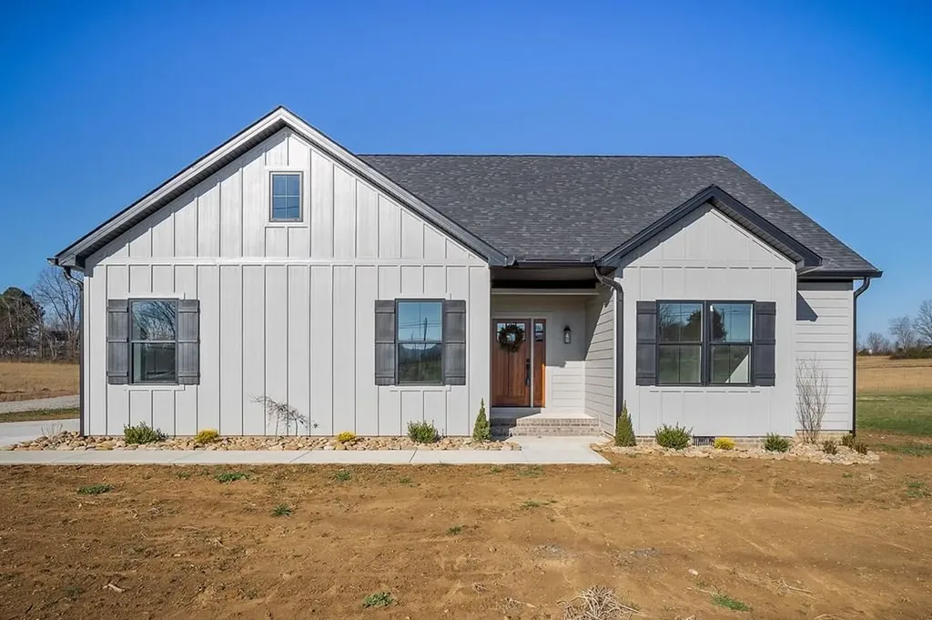 255 Friendship Drive Livingston TN 38570