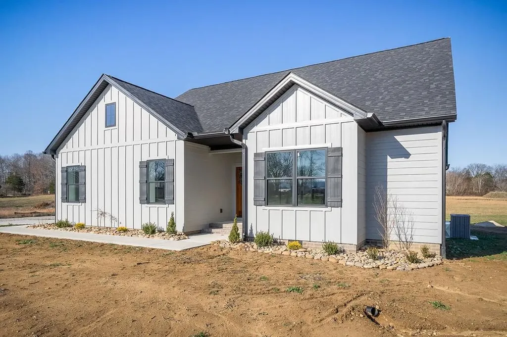 255 Friendship Drive Livingston TN 38570