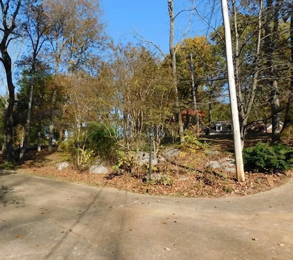 819 Greenfield Drive Livingston TN 38570