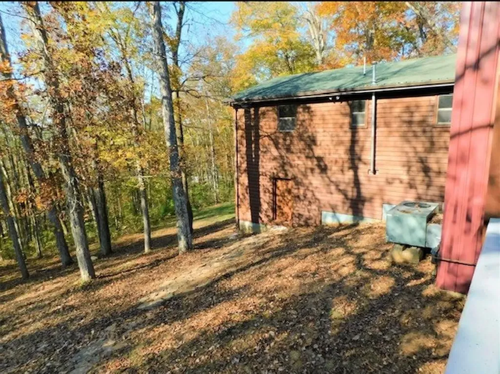 819 Greenfield Drive Livingston TN 38570