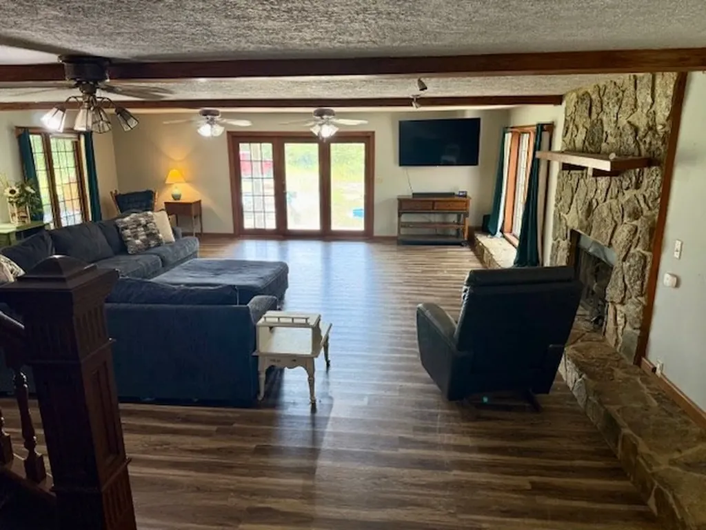 819 Greenfield Drive Livingston TN 38570