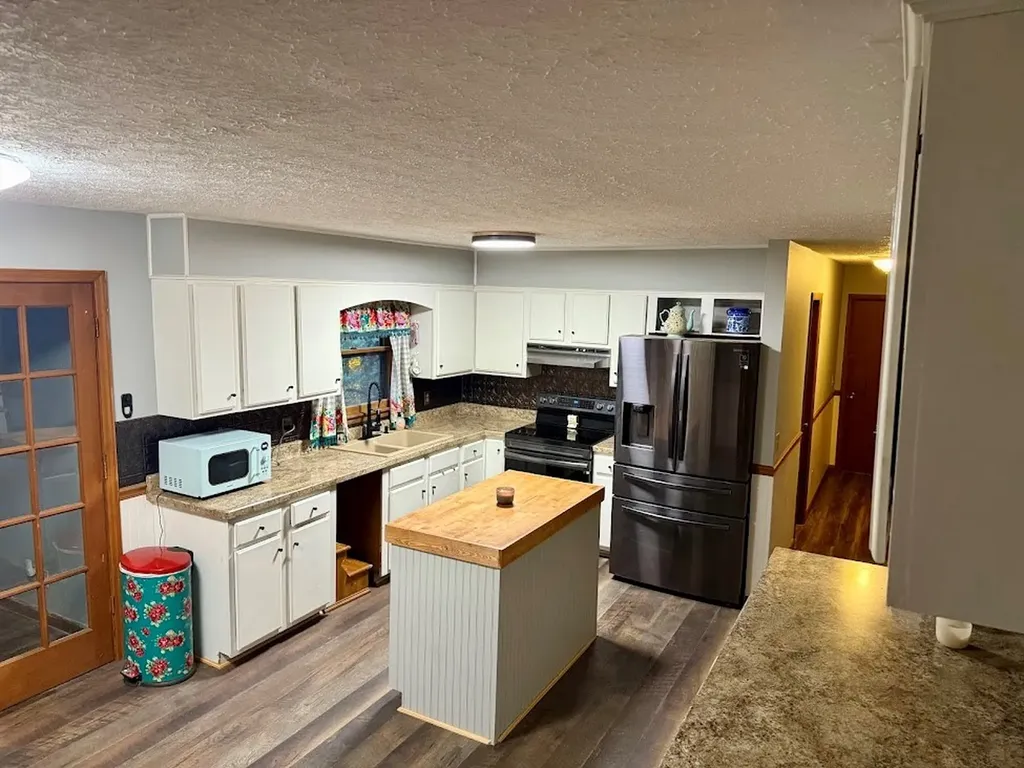 819 Greenfield Drive Livingston TN 38570
