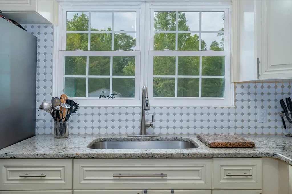 999 Gum Springs Mountain Road Sparta TN 38583