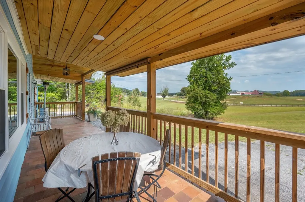 999 Gum Springs Mountain Road Sparta TN 38583