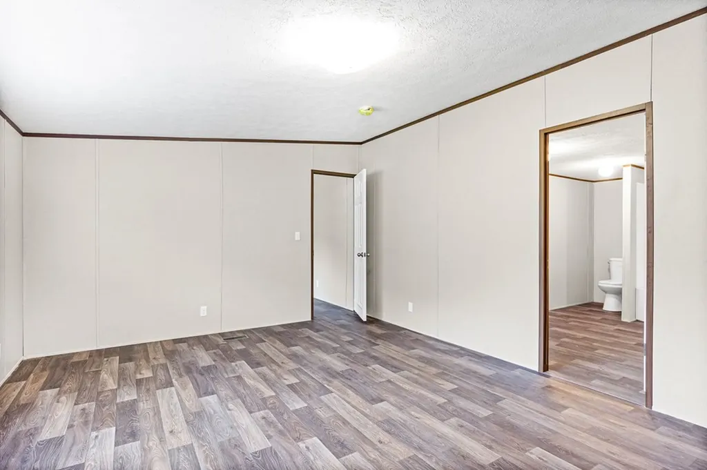 2211 Wartrace Highway Pleasant Shade TN 37145