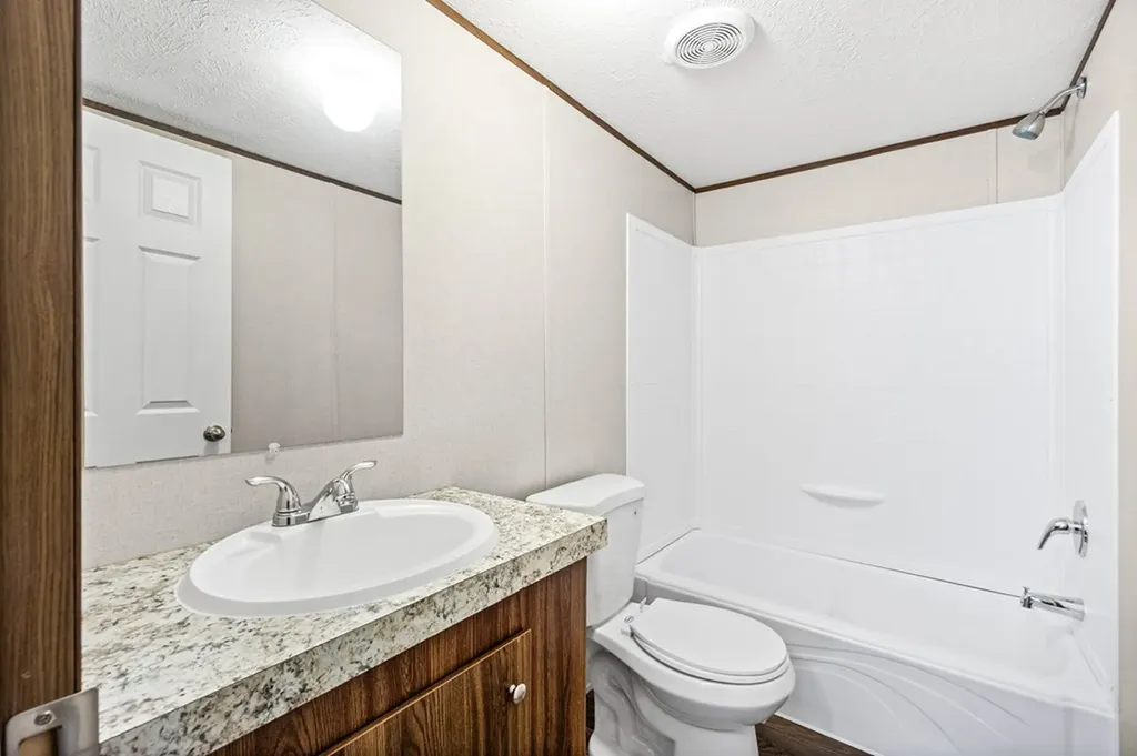 2211 Wartrace Highway Pleasant Shade TN 37145