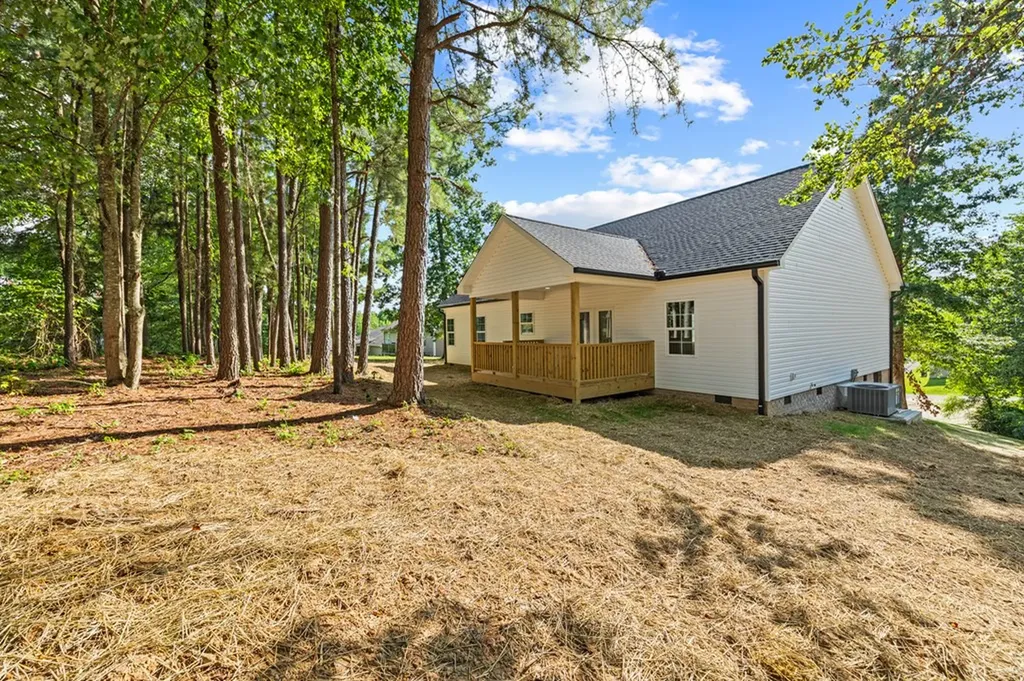 1906 Alex Lane Cookeville TN 38506