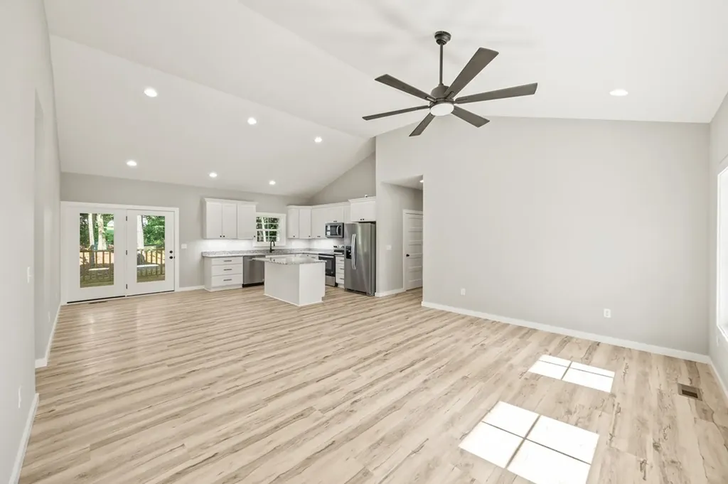 1906 Alex Lane Cookeville TN 38506