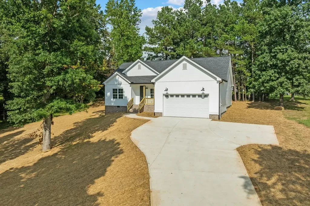 1906 Alex Lane Cookeville TN 38506